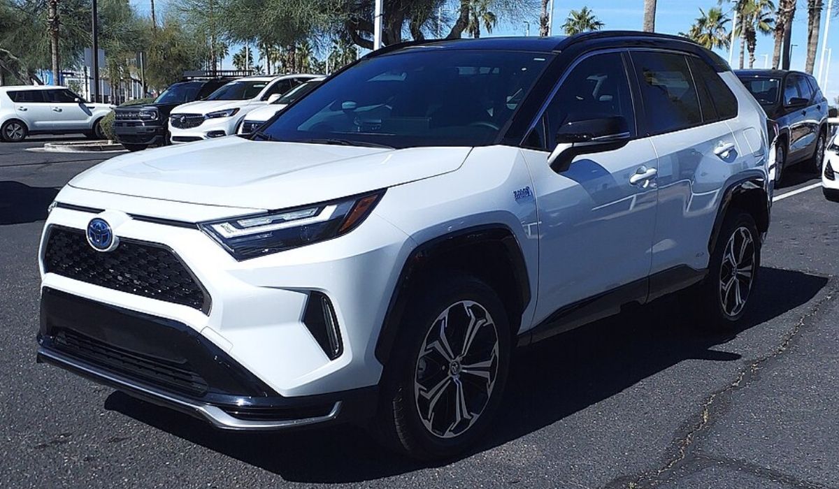 2023_Toyota_RAV4_lemon_law